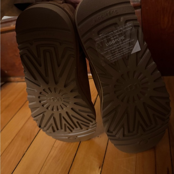 UGG Chestnut ultra mini boot - Picture 4 of 5